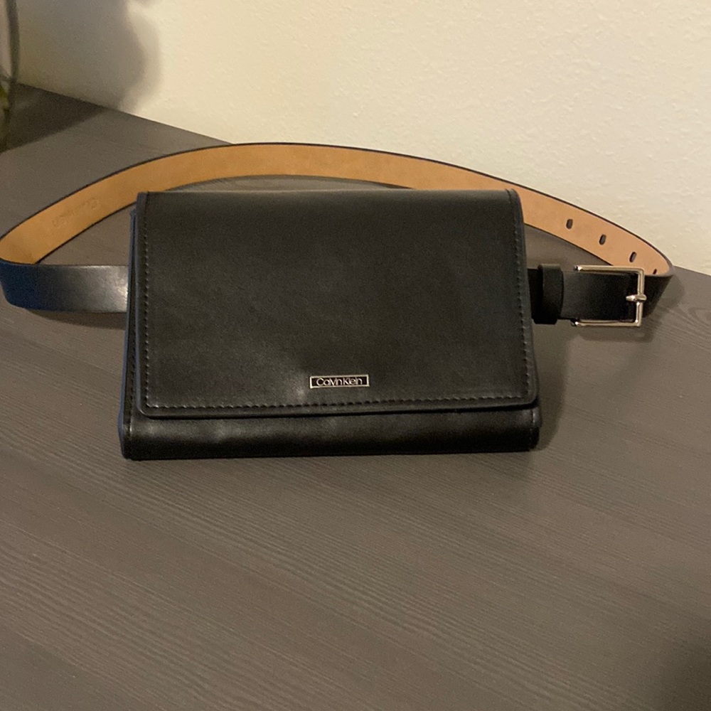 NWT Calvin Klein Belt Bag Size